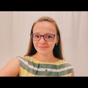 Meet your Posher, Ella